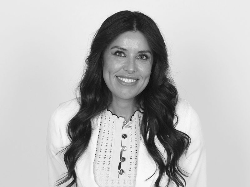 Retrato de la Dra. Karen Valenzuela