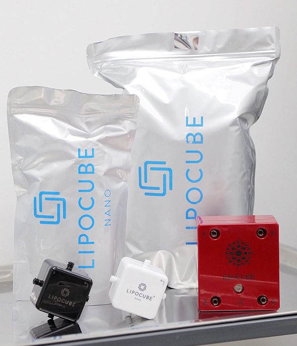 Detalle de los kits Lipocube para procesamiento de micro y nanoinjertos
